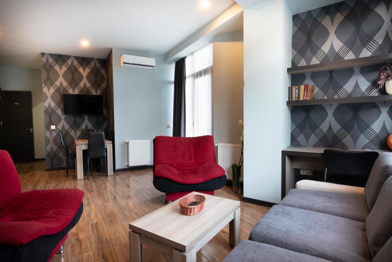 Sani Apart Hotel Тбилиси Экстерьер фото