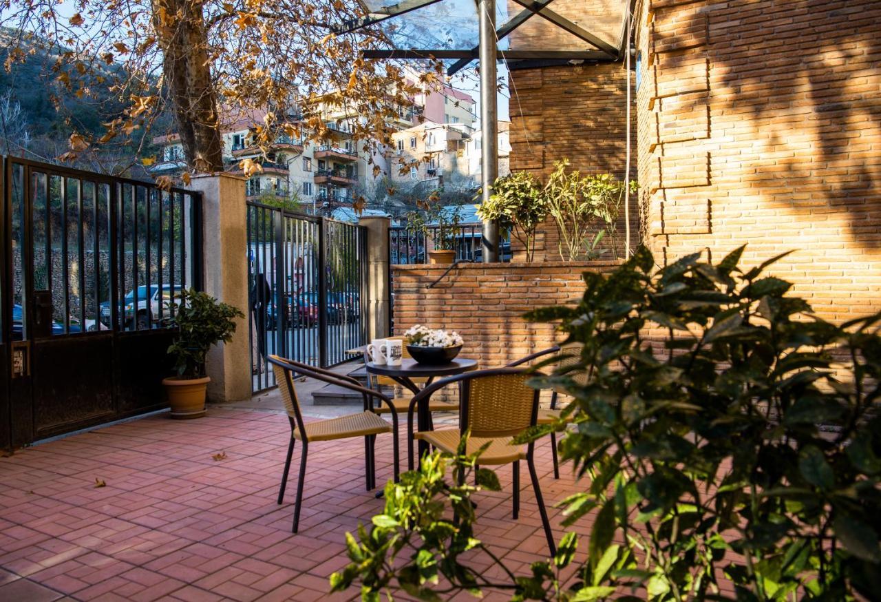 Sani Apart Hotel Тбилиси Экстерьер фото