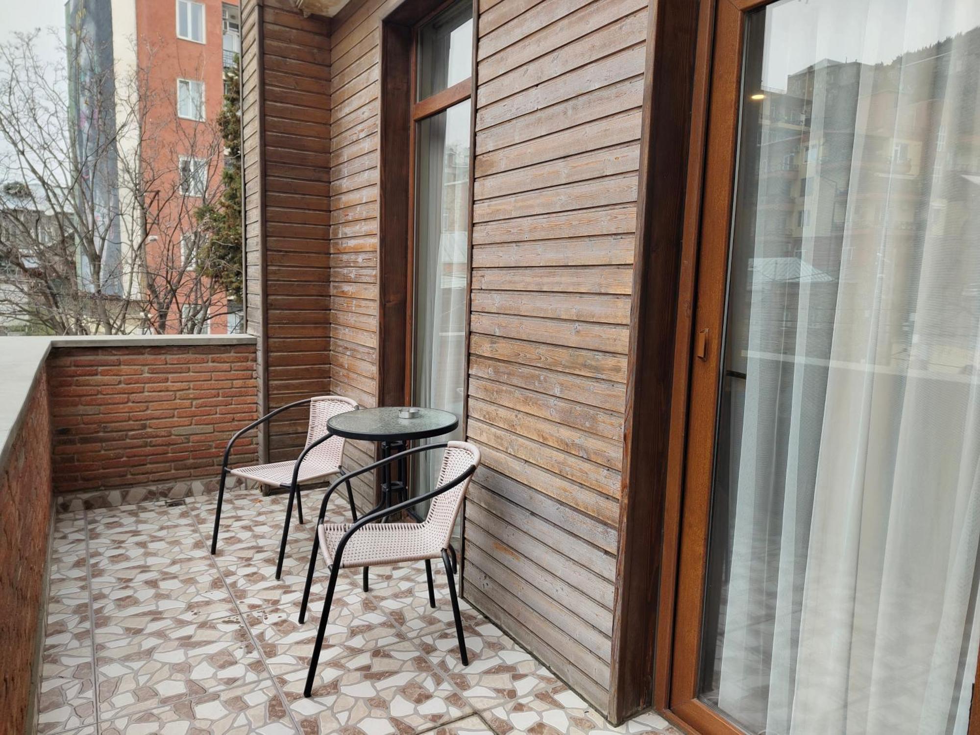 Sani Apart Hotel Тбилиси Экстерьер фото