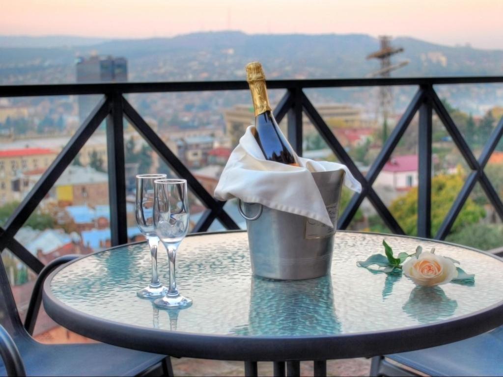 Sani Apart Hotel Тбилиси Экстерьер фото